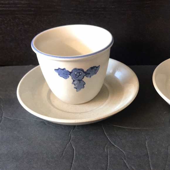 Wedgwood England two tea cup set - Picture 3 of 8